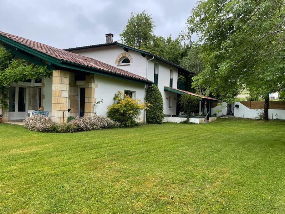 Belle Villa Basque Avec Piscine Et Jardin De 3000M2 圣让－德吕兹 外观 照片